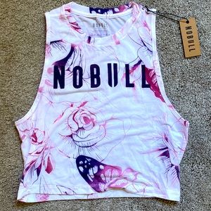 Women’s NOBULL floral tank top. NWT